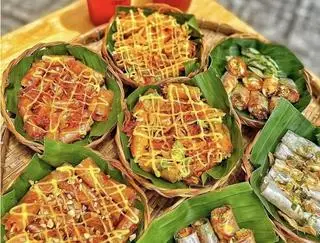 Hình ảnh Bánh Tráng Cuốn Tóp Mỡ