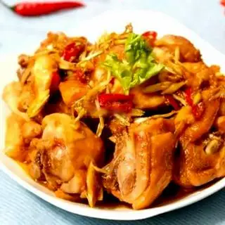 Hình ảnh Cơm gà kho xả ớt