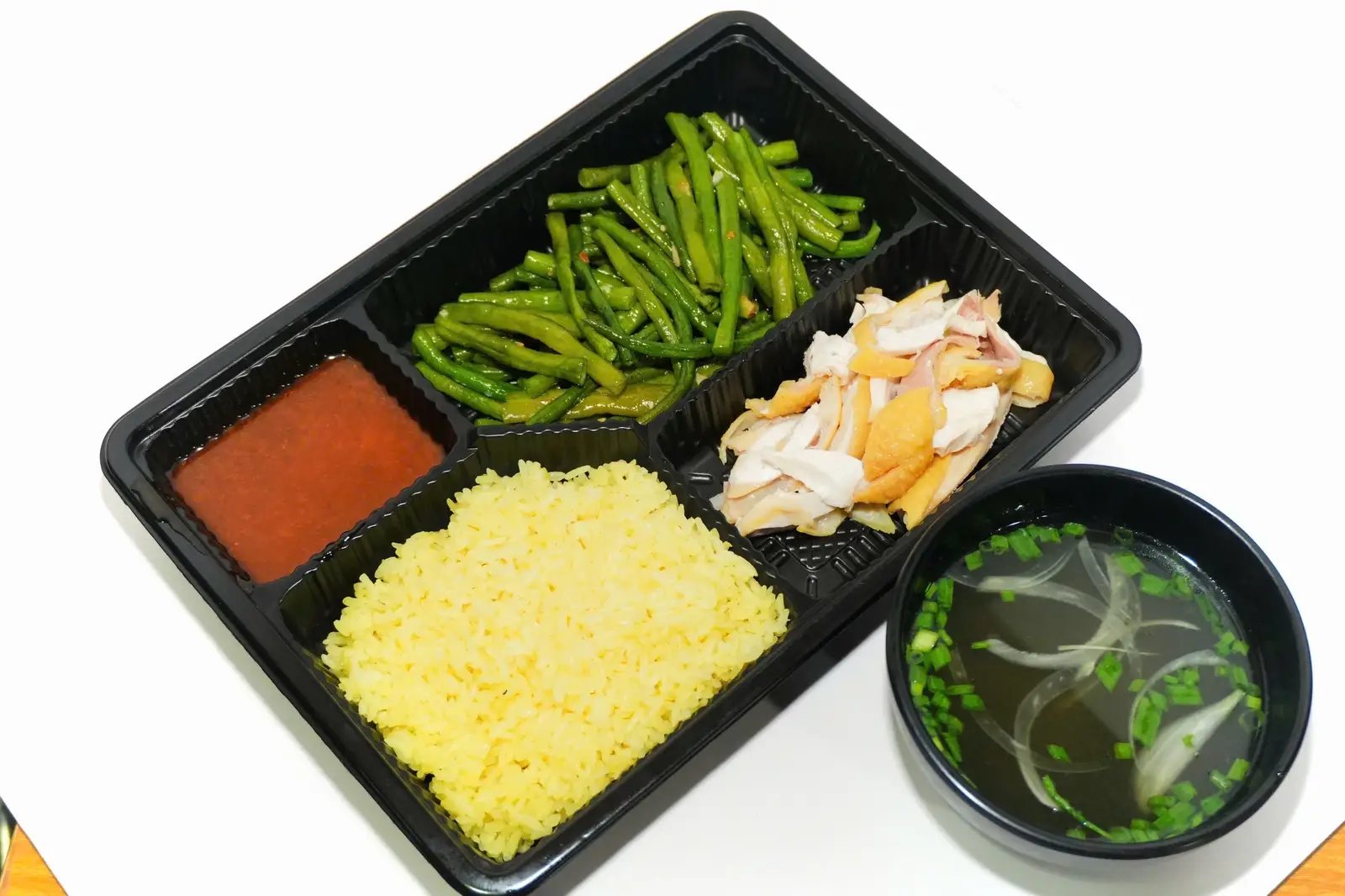 Hình ảnh Cơm Gà Gốc Bắc - Thịt gà xé