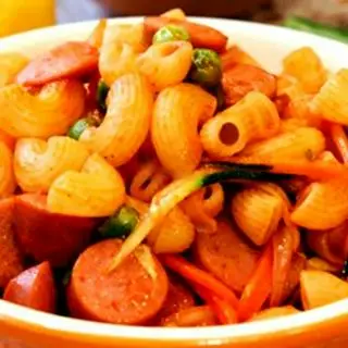 Hình ảnh Nui Xào Đặc Biệt