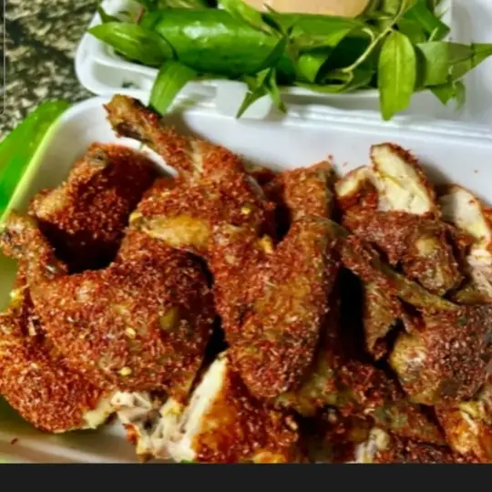 Hình ảnh Gà nướng muối ớt 2 con kèm 2ly trà tắc 