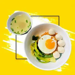 Hình ảnh Mì trộn mực viên 