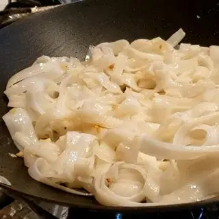Hình ảnh Bánh phở xào thêm