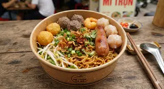 Hình ảnh Mì trộn cá viên