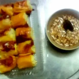 Hình ảnh Bánh Tráng Cuốn Sốt Me