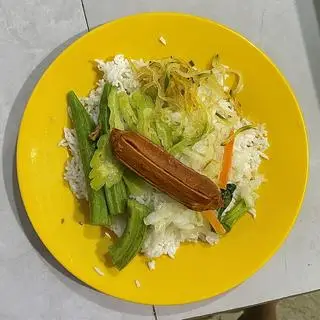 Hình ảnh Cơm xúc xích chay