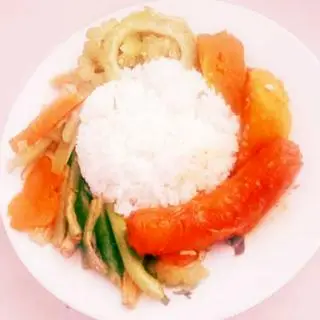 Hình ảnh cơm Chay thập cẩm+ xúc xích