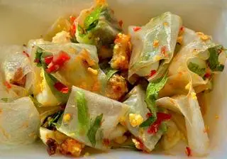 Hình ảnh Bánh tráng cuốn trộn tóp mỡ
