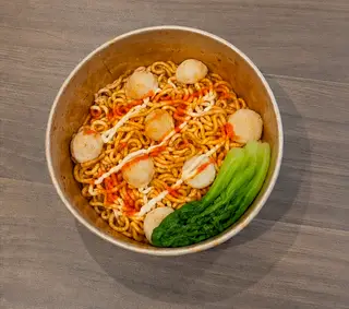Hình ảnh Mì trộn cá viên
