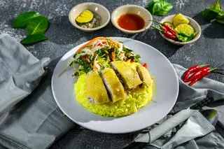 Hình ảnh Cơm má đùi