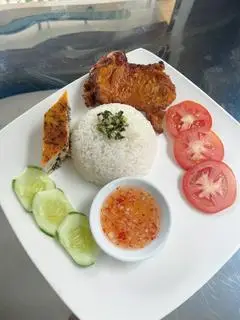 Hình ảnh cơm tấm sườn, chả