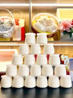 Hình ảnh Sữa Chua Tổ Yến Vị Phô Mai 
