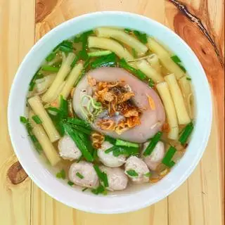 Hình ảnh Nui giò mọc