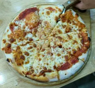 Hình ảnh P1 - Pizza Margherita. 25cm cắt 8