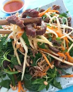 Hình ảnh gỏi bao tử cá ngừ đại 