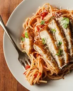 Hình ảnh Mì Ý Spaghetti Gà Quay Nhà Péo