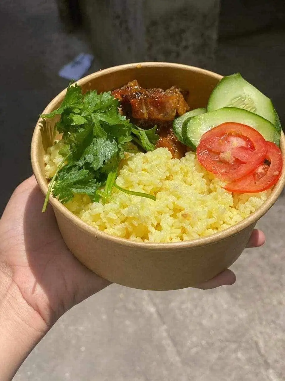 Hình ảnh cơm sườn chua ngọt 