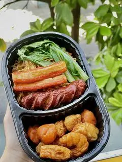 Hình ảnh Mì Indomie thập cẩm