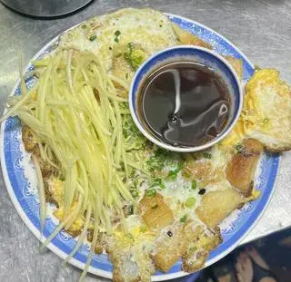 Hình ảnh Bột + Nui chiên 2 trứng