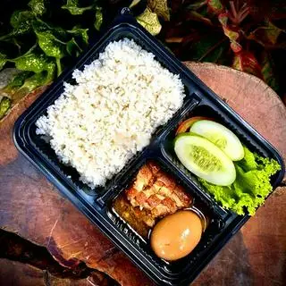Hình ảnh Cơm thịt kho trứng