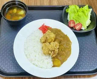 Hình ảnh Cơm cari gà chiên