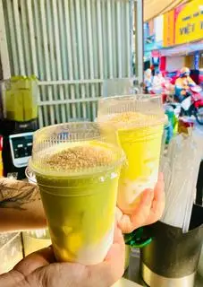 Hình ảnh Bơ già dừa non
