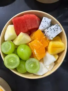 Hình ảnh Trái cây gọt sẵn mix 7-8 loại 