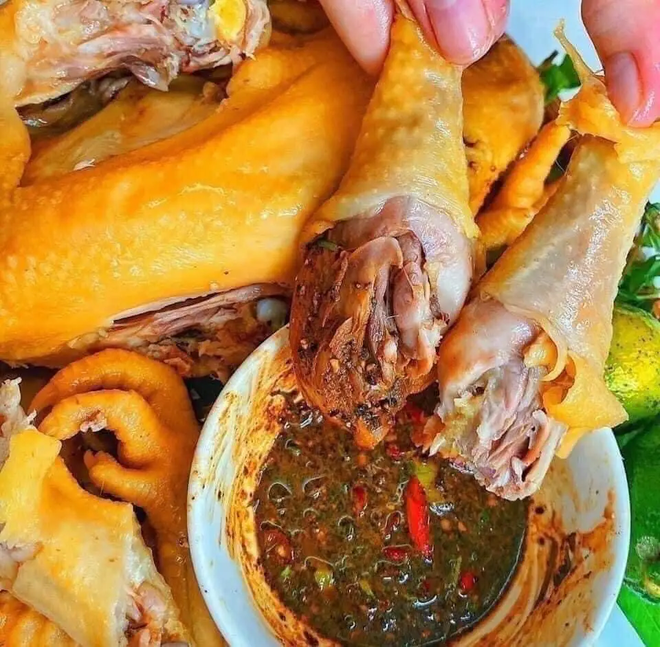 Hình ảnh Gà u muối hoa tiêu 1/2 con(ăn mát)