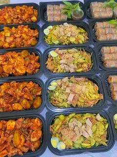 Hình ảnh Combo chân gà + tré trộn (M)