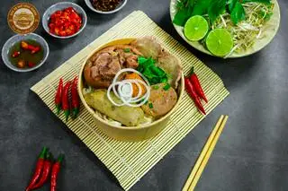 Hình ảnh Tô Đặc Biệt