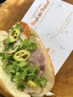 Hình ảnh Bánh mì thịt nguội