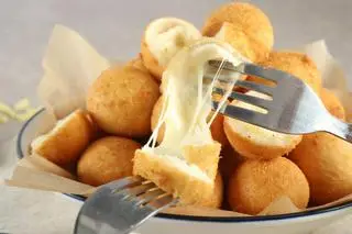 Hình ảnh chessball - Phô mai Viên