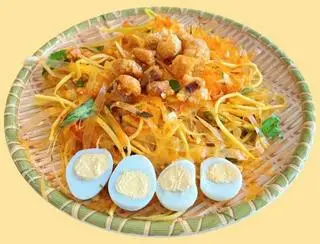 Hình ảnh Bánh tráng trộn ăn là ghiền 