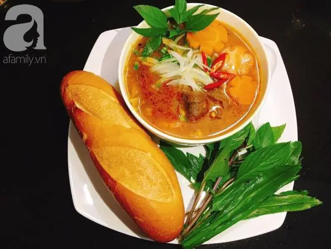 Hình ảnh Mì gói bò kho