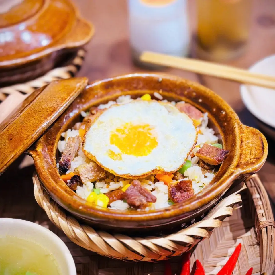 Hình ảnh Cơm thố thịt bò