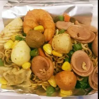 Hình ảnh Mì trộn indomie  truyền thống đặc biệt
