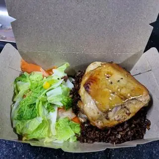 Hình ảnh Gà nướng ngũ vị - rau củ mix