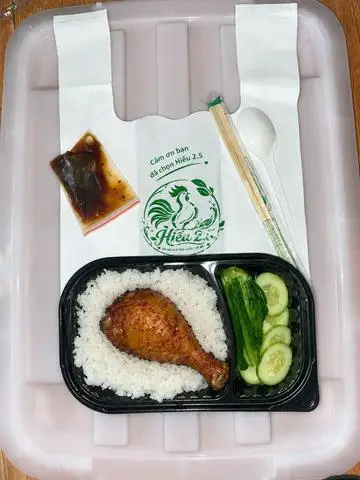 Hình ảnh Cơm đùi gà tỏi nướng BBQ