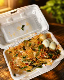 Hình ảnh Bánh Tráng Trộn Muối Ớt