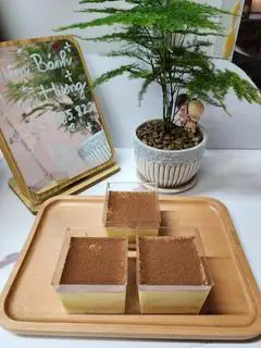 Hình ảnh Bánh lạnh  Tiramisu 150ml chuẩn vị