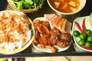 Hình ảnh Bánh Cuốn Đặc Biệt