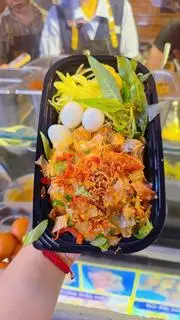 Hình ảnh Bánh tráng trộn mỡ hành