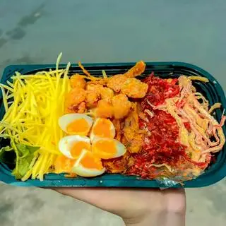 Hình ảnh Bánh tráng trộn - đặc biệt