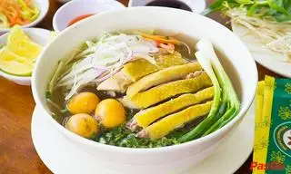 Hình ảnh Bún gà đặc biệt