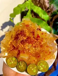 Hình ảnh Bánh Tráng Trộn Satế Tỏi