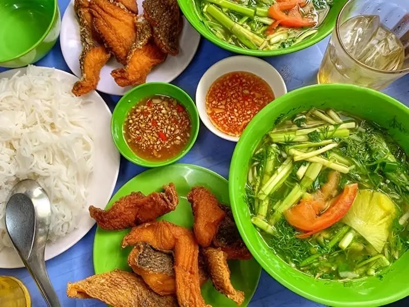 Hình ảnh Bún Cá Chấm Nhiều Cá 