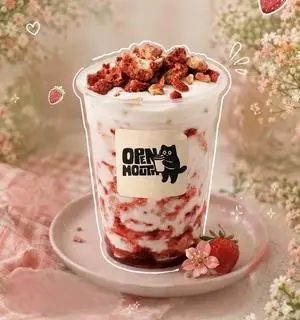 Hình ảnh Sữa Tươi Dâu Sấy Kem Phô Mai 700ml