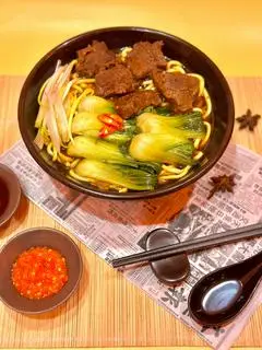 Hình ảnh Mỳ bò Đài Loan ( tặng trà chanh)