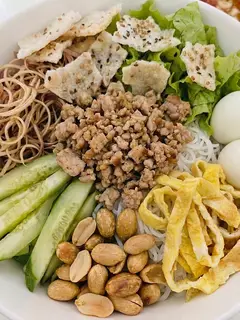 Hình ảnh Bún mây trộn thịt bằm