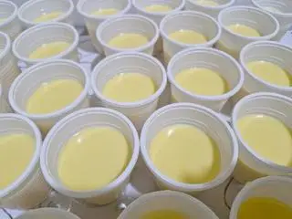 Hình ảnh sữa chua nếp cẩm
